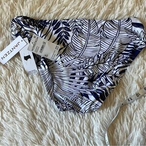 NWT Jantzen Navy White Tropical Bikini Bottom Womens 8 Tummy Control JZ24167H